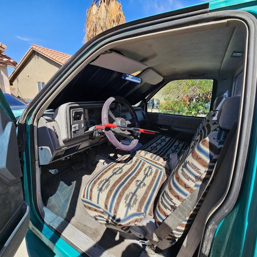 Gmc-sierra-sle-1993-green-14