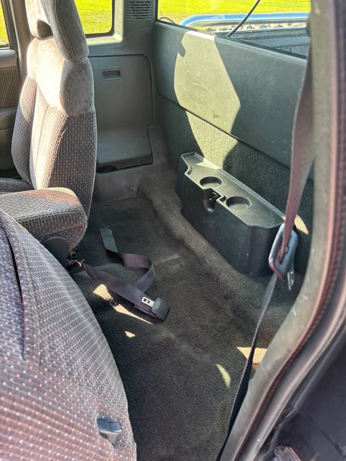 Gmc-sonoma-extended-cab-1995-black-7