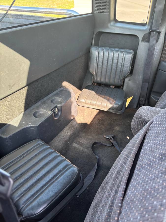 Gmc-sonoma-extended-cab-1995-black-9