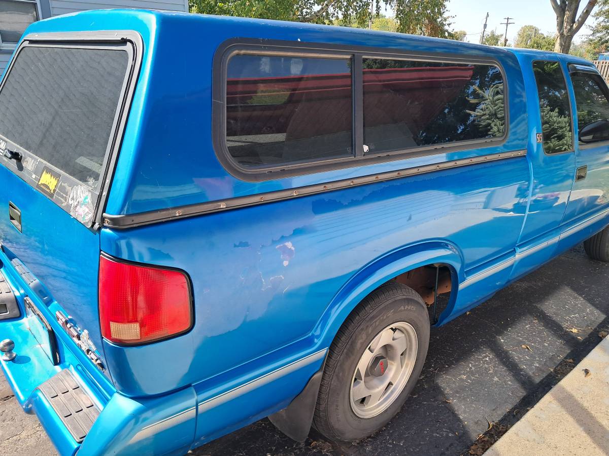 Gmc-sonoma-sls-1995-blue-12