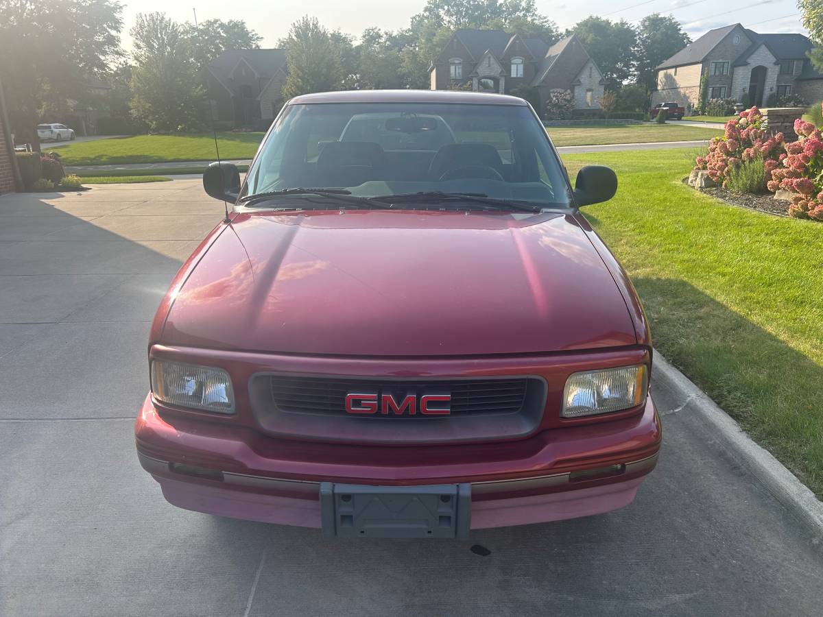 Gmc-sonoma-sls-1995-red-4
