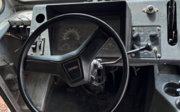 Gmc-step-van-1995-17