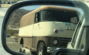 Gmc-stepvan-1963-brown-2