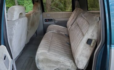Gmc-suburban-1500-1993-blue-10