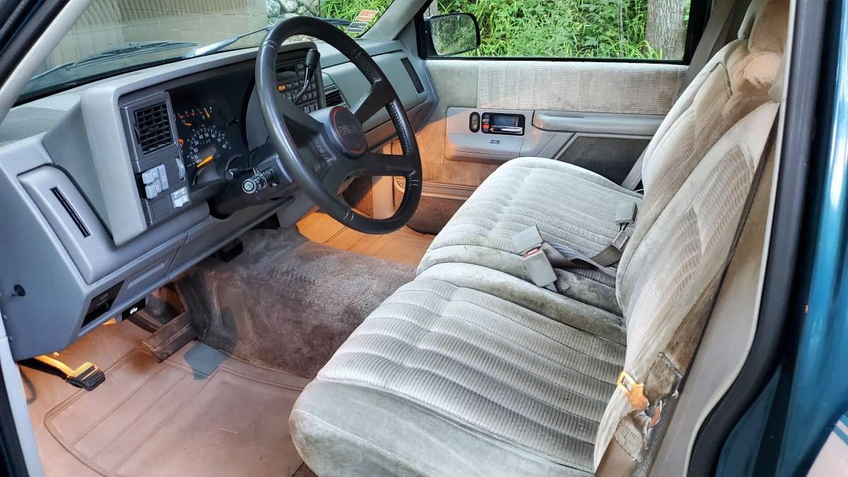 Gmc-suburban-1500-1993-blue-5