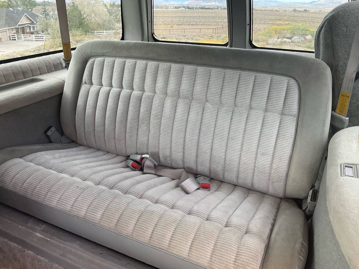 Gmc-suburban-1994-2