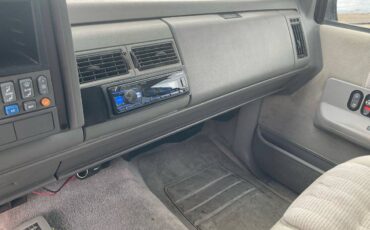 Gmc-suburban-1994-5