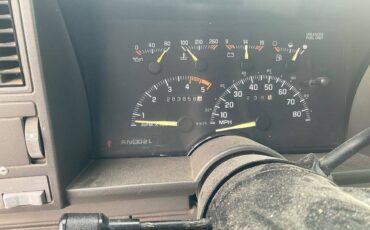 Gmc-suburban-1994-6