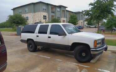 Gmc-suburban-2500-1992-white-4