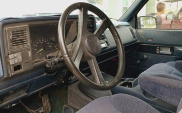 Gmc-suburban-2500-1992-white-7