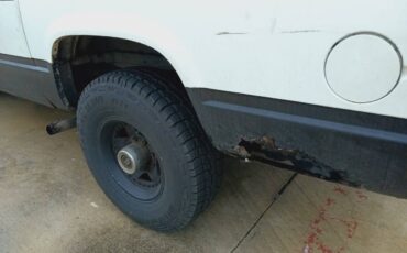 Gmc-suburban-2500-1992-white-8