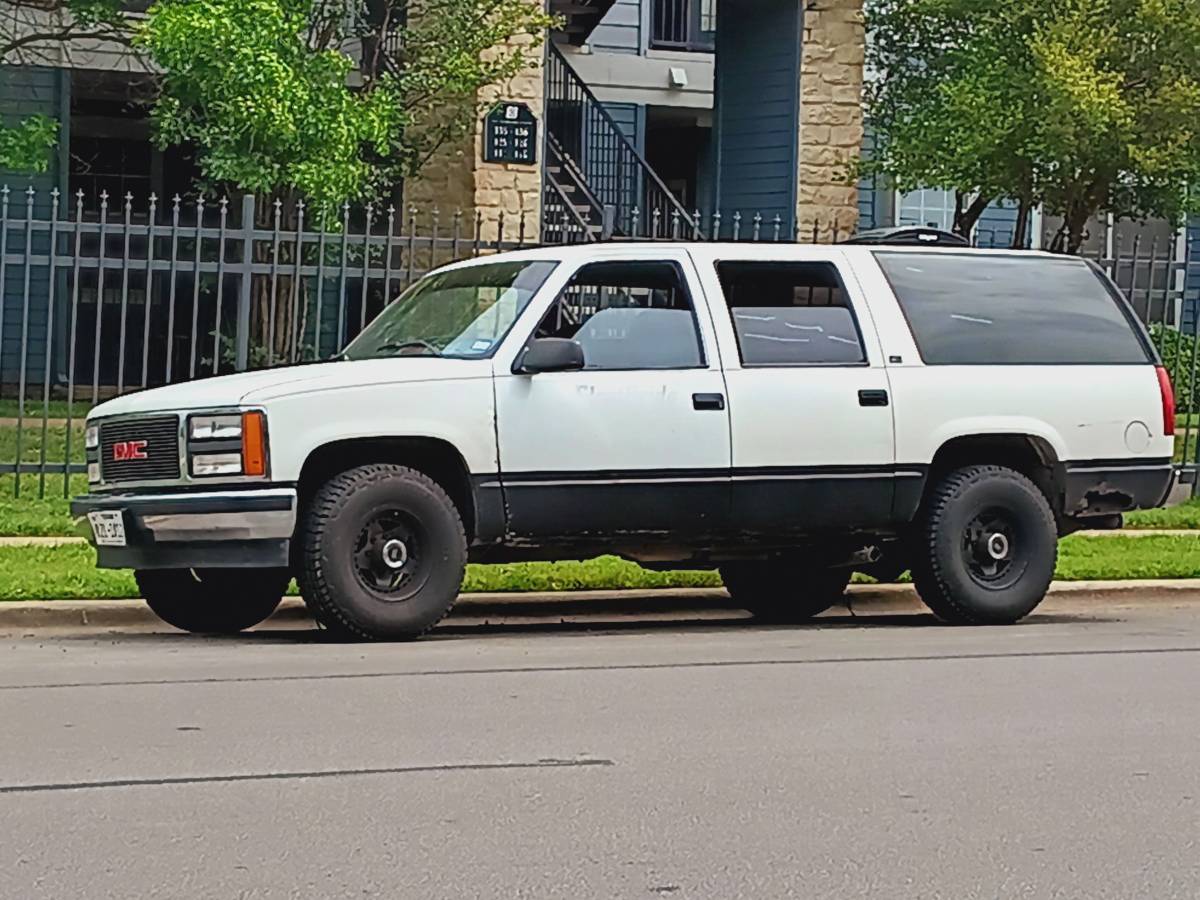 Gmc-suburban-2500-1992-white