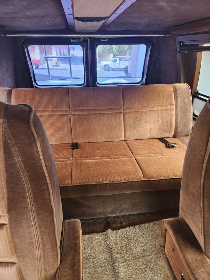 Gmc-vandura-1988-5
