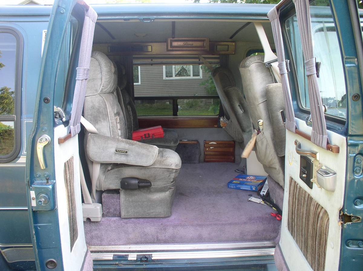Gmc-vandura-2500-1992-blue-2