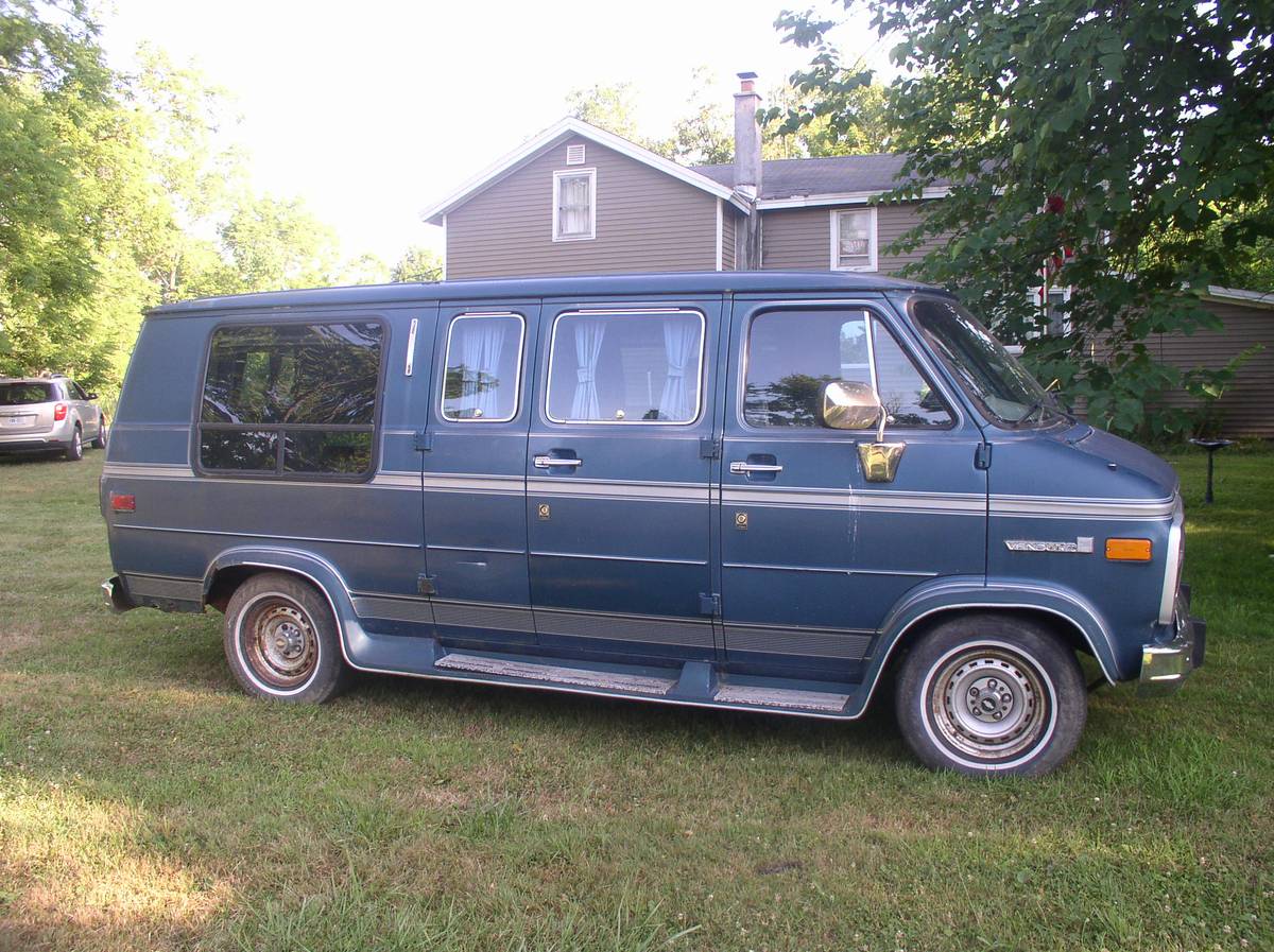 Gmc-vandura-2500-1992-blue-3