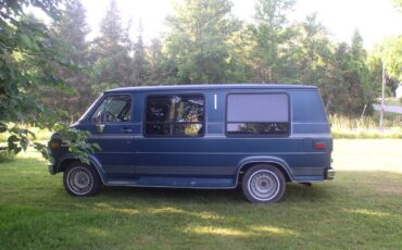 Gmc-vandura-2500-1992-blue