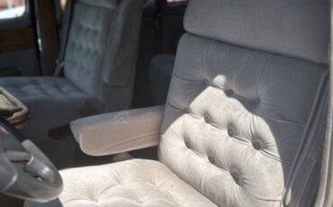 Gmc-vandura-2500-1993-silver-5