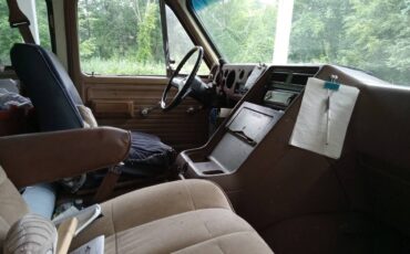 Gmc-vandura-3500-1991-custom-4