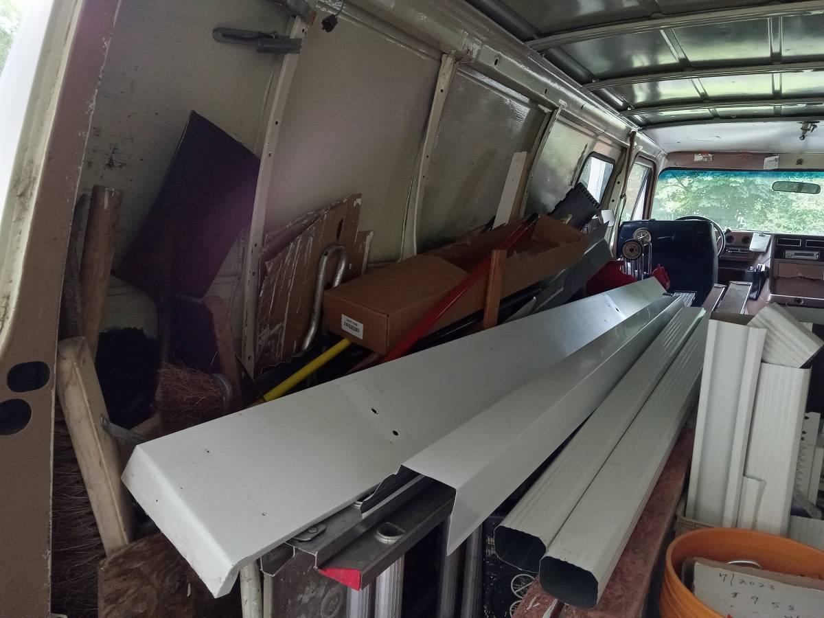 Gmc-vandura-3500-1991-custom-8