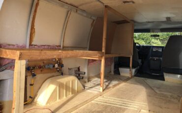 Gmc-vandura-g2500-1991-white-5