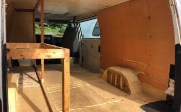 Gmc-vandura-g2500-1991-white-6