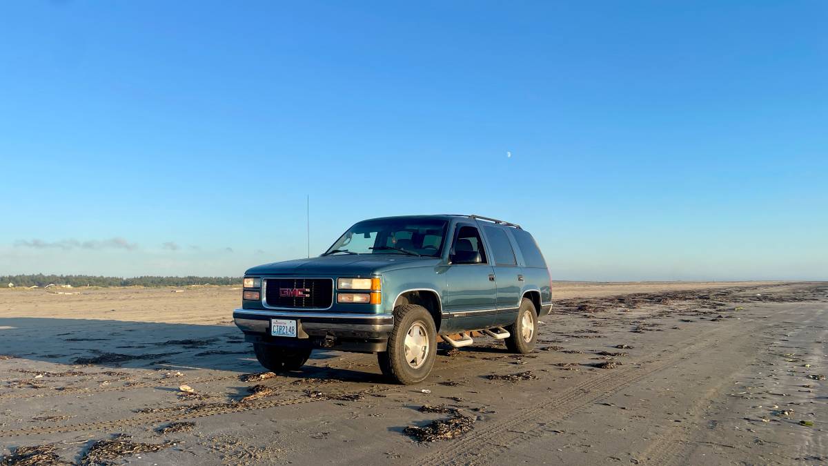 Gmc-yukon-12-ton-nominal-1995-blue