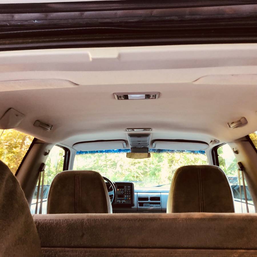 Gmc-yukon-1993-black-19