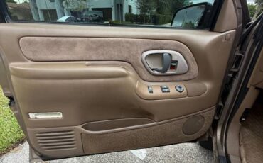 Gmc-yukon-diesel-1995-silver-6