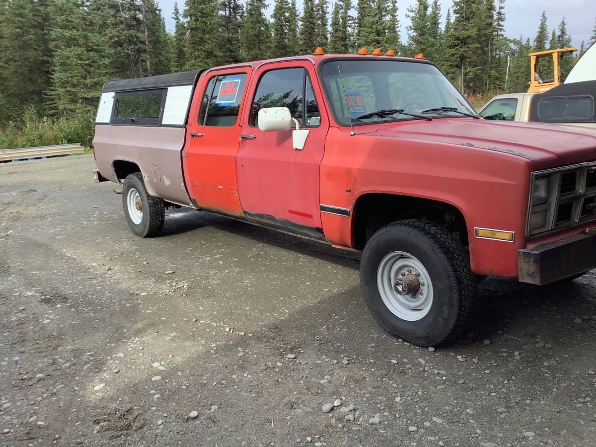Gmc.-crewcab-diesel-1984-red-1