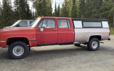 Gmc.-crewcab-diesel-1984-red