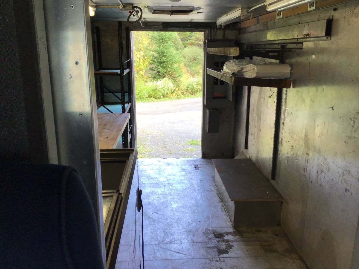 Grumman-curbmaster-diesel-1982-grey-6