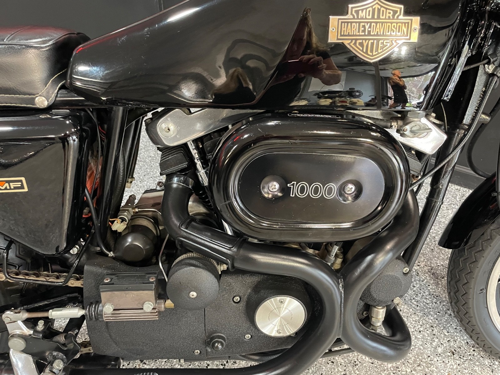 Harley-Davidson-Cafe-Racer-1977-11