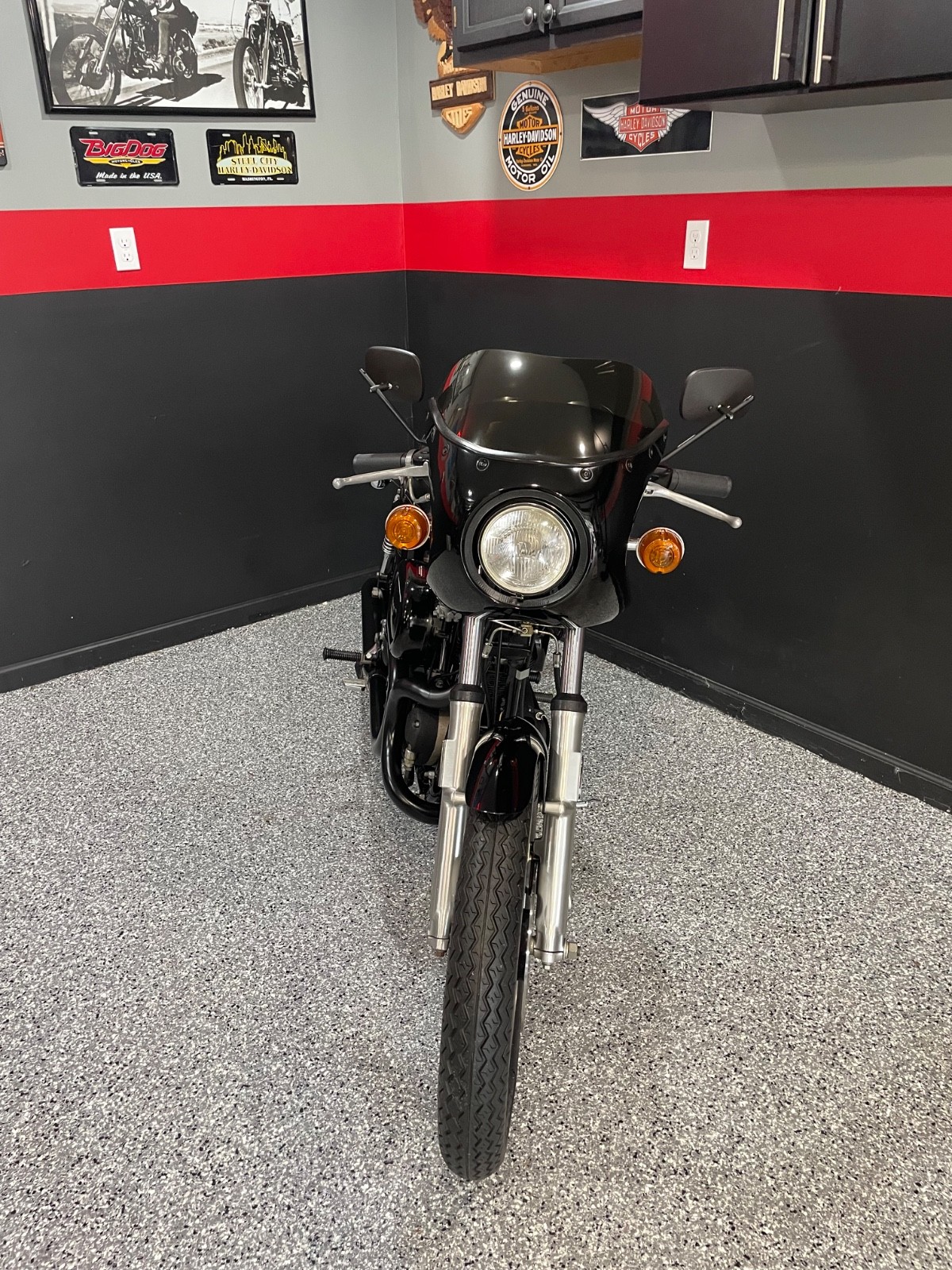 Harley-Davidson-Cafe-Racer-1977-12