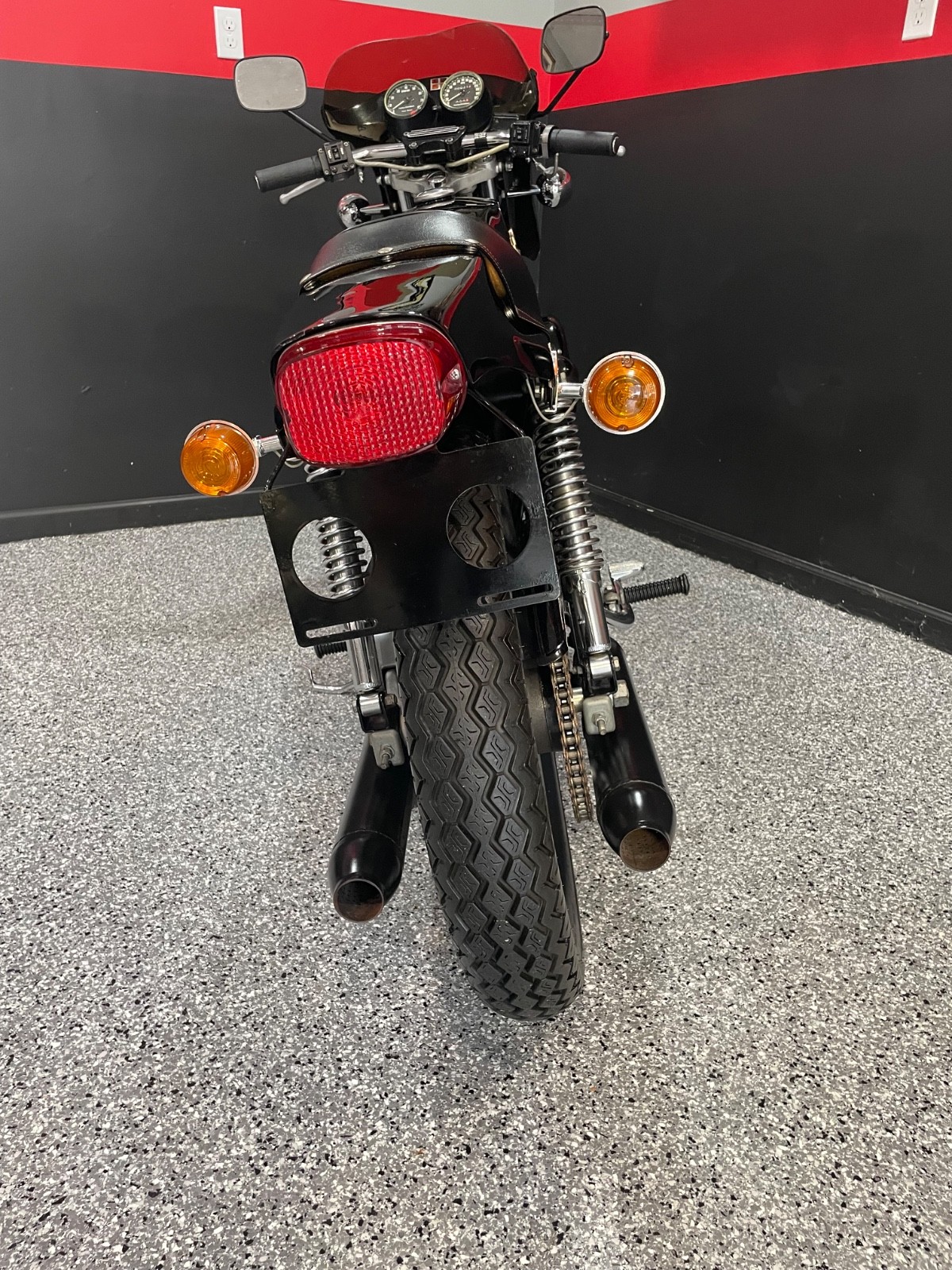 Harley-Davidson-Cafe-Racer-1977-20