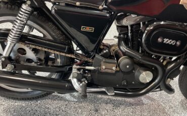 Harley-Davidson-Cafe-Racer-1977-28