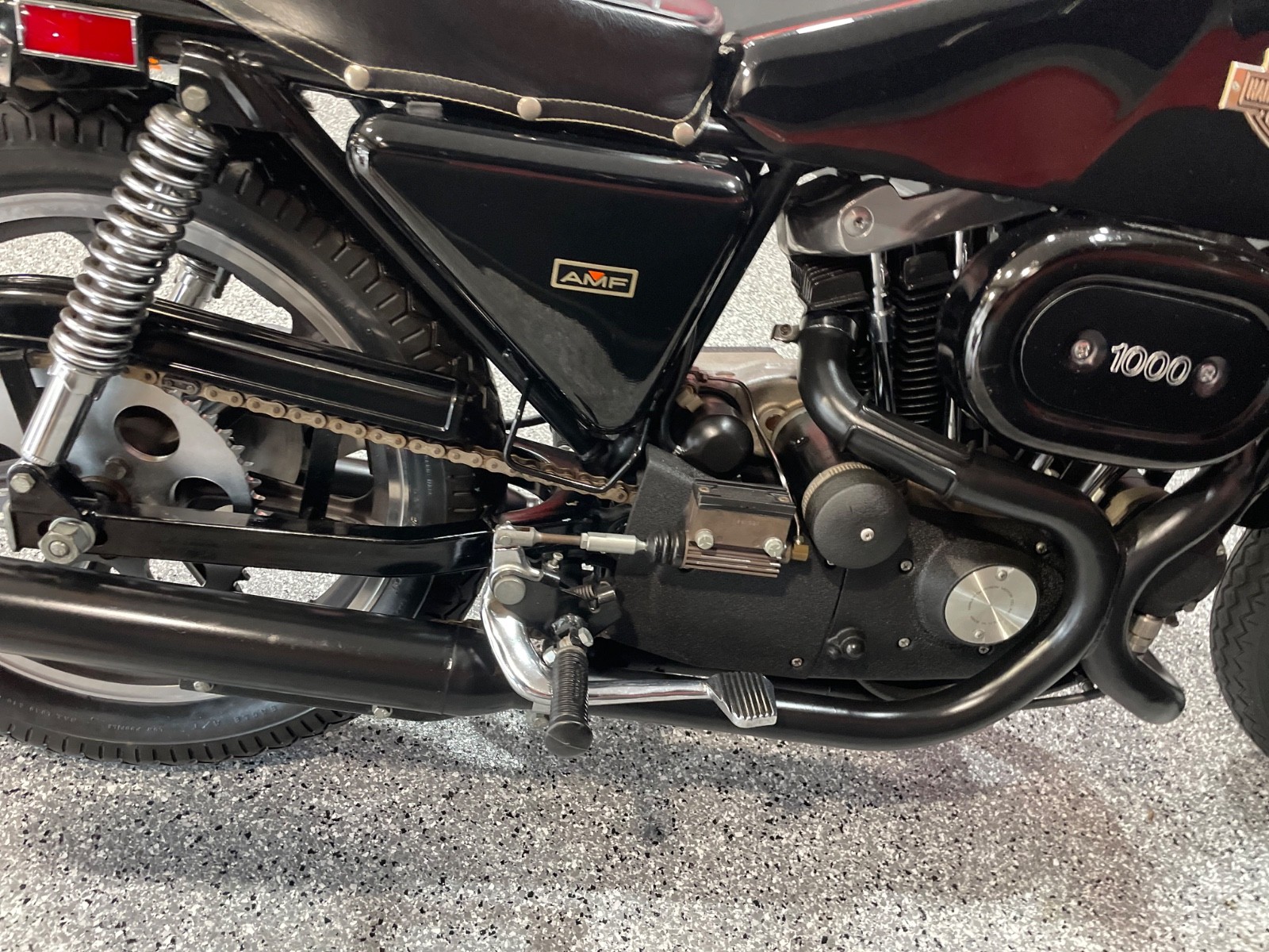 Harley-Davidson-Cafe-Racer-1977-28