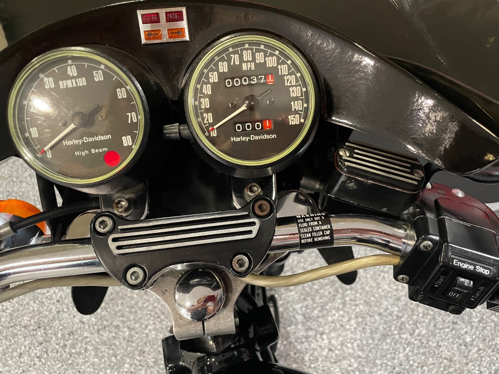 Harley-Davidson-Cafe-Racer-1977-5