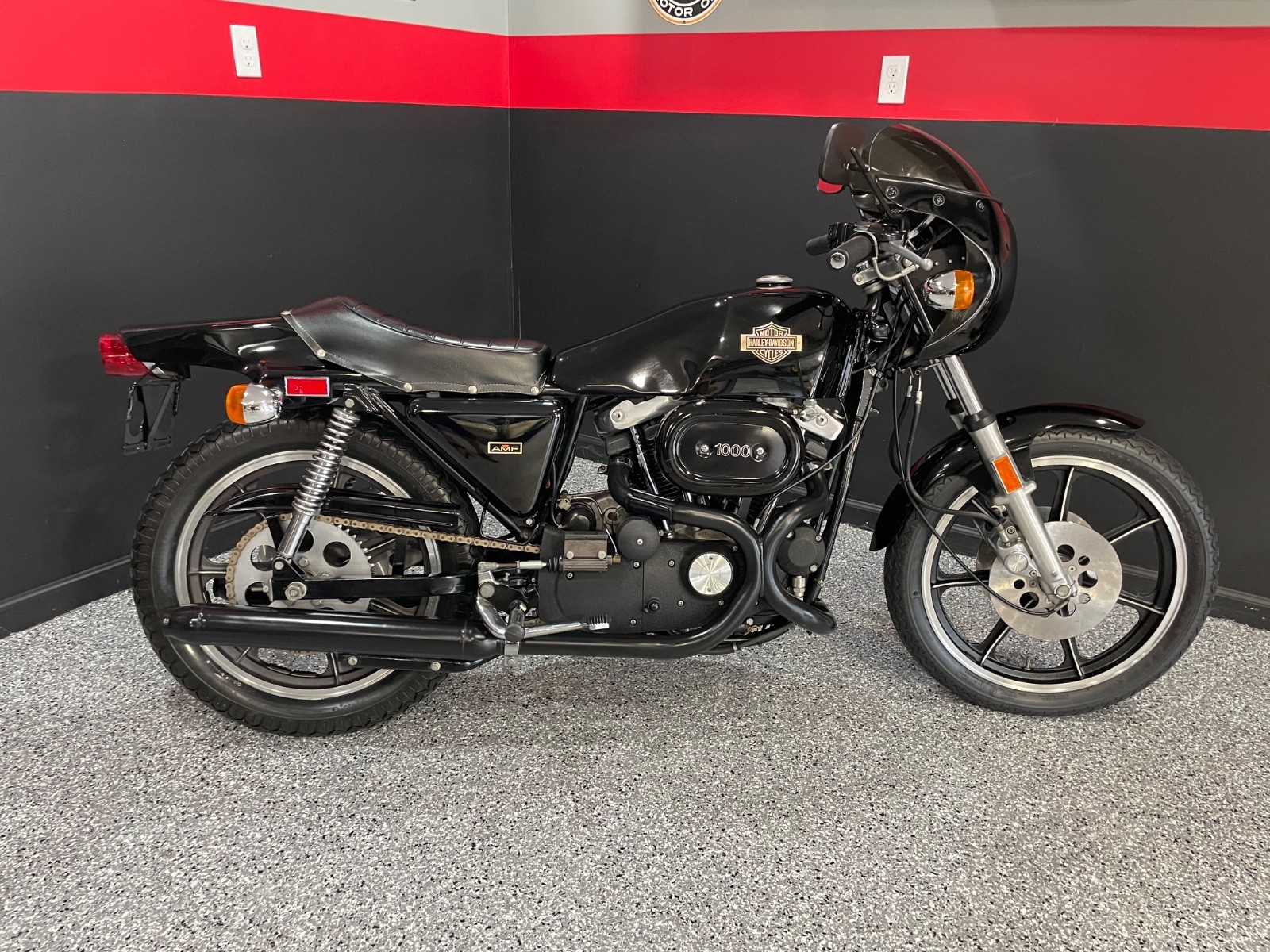 Harley-Davidson-Cafe-Racer-1977-7