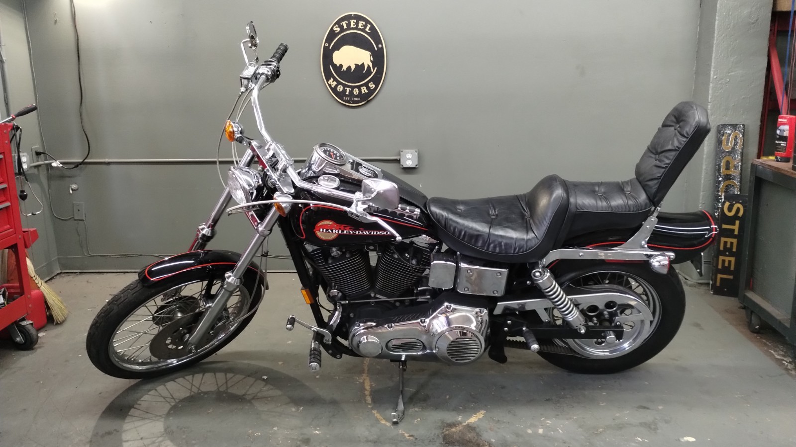 Harley-Davidson-Dyna-1993-8