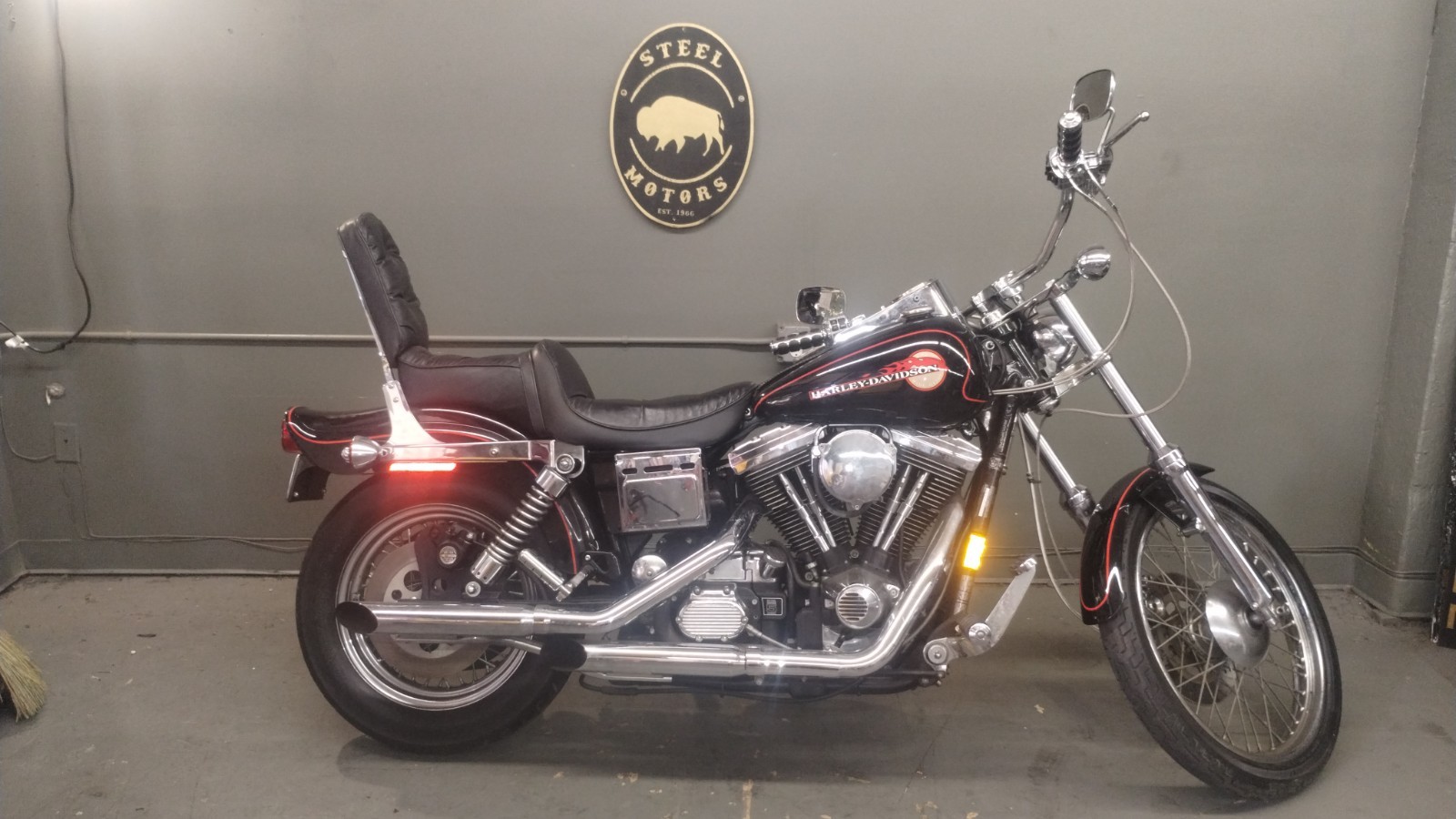 Harley-Davidson-Dyna-1993-9