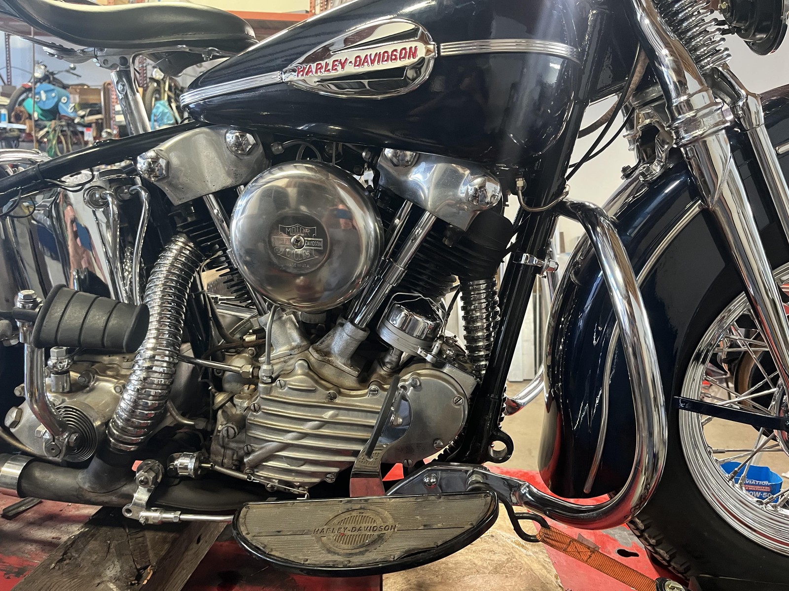 Harley-Davidson-FL-1945-7