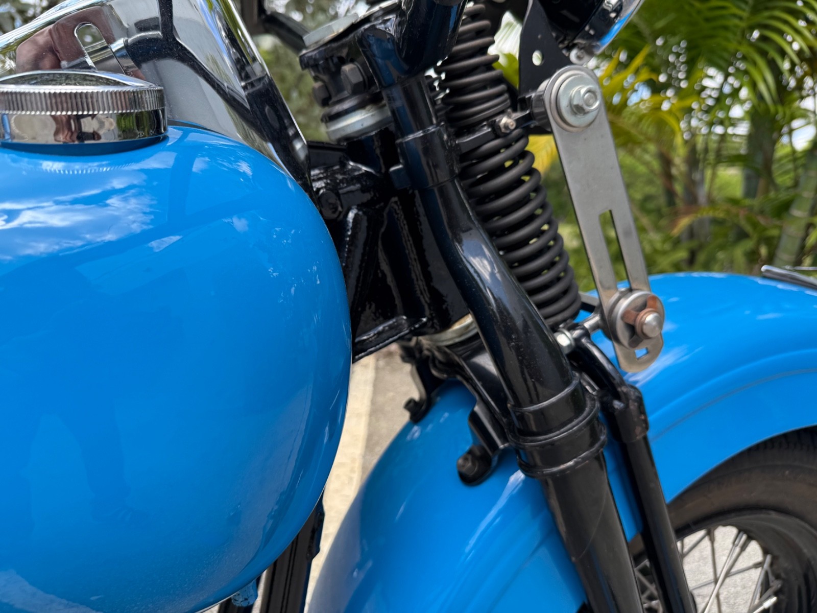 Harley-Davidson-Knucklehead-1947-5