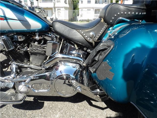 Harley-Davidson-Softail-1995-26