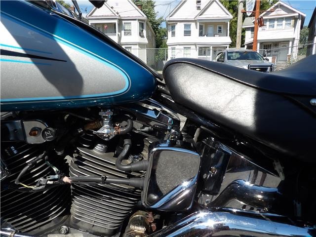 Harley-Davidson-Softail-1995-27
