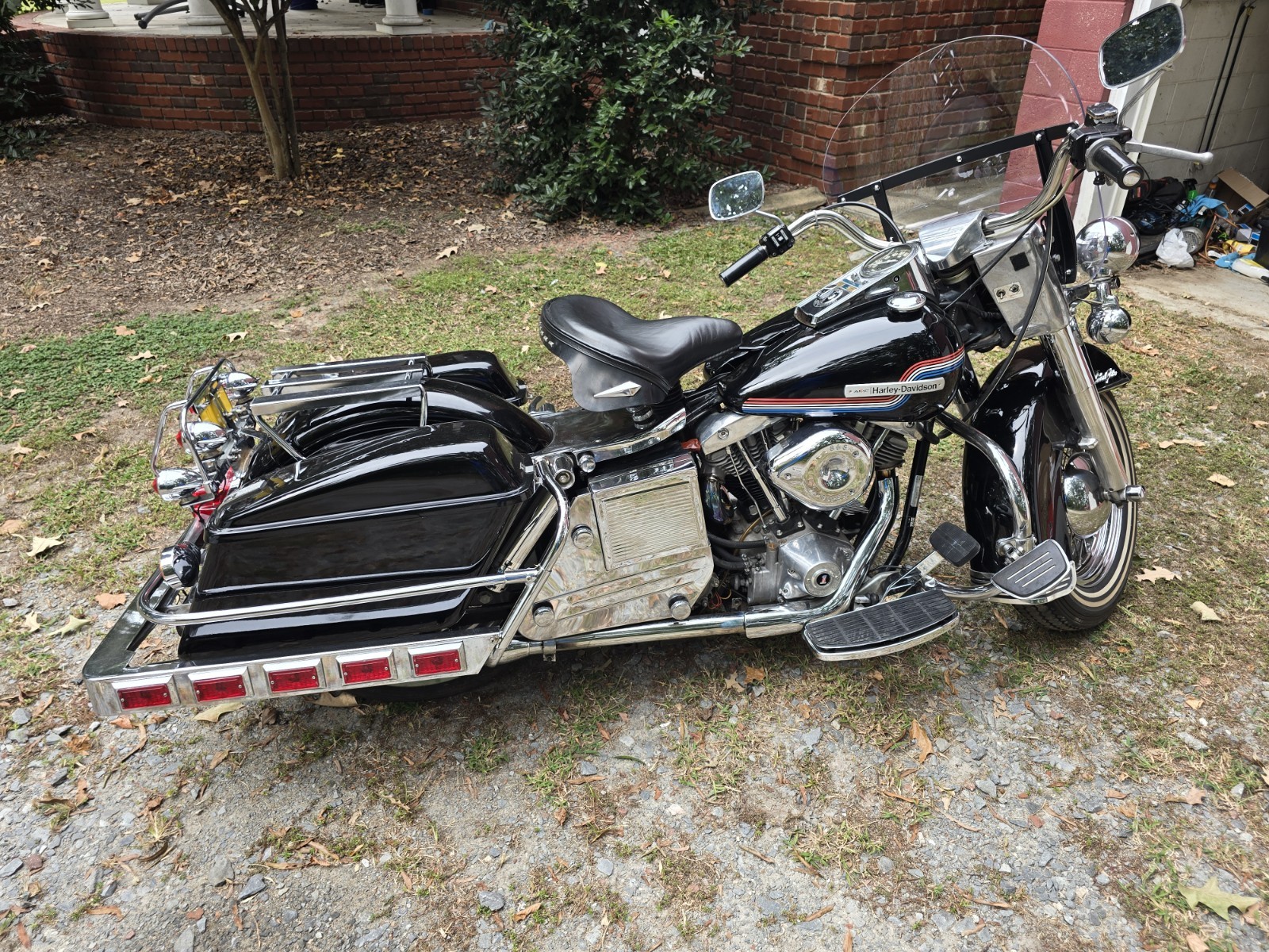 Harley-Davidson-Touring-1975
