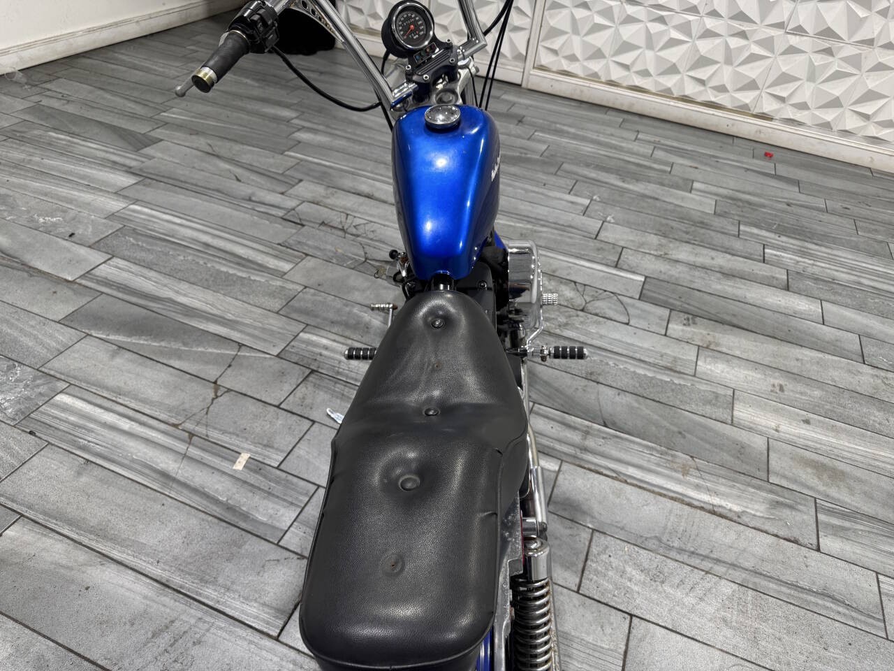 Harley-Davidson-XL-883-Hugger-1988-Motorcycles-Scooters-9
