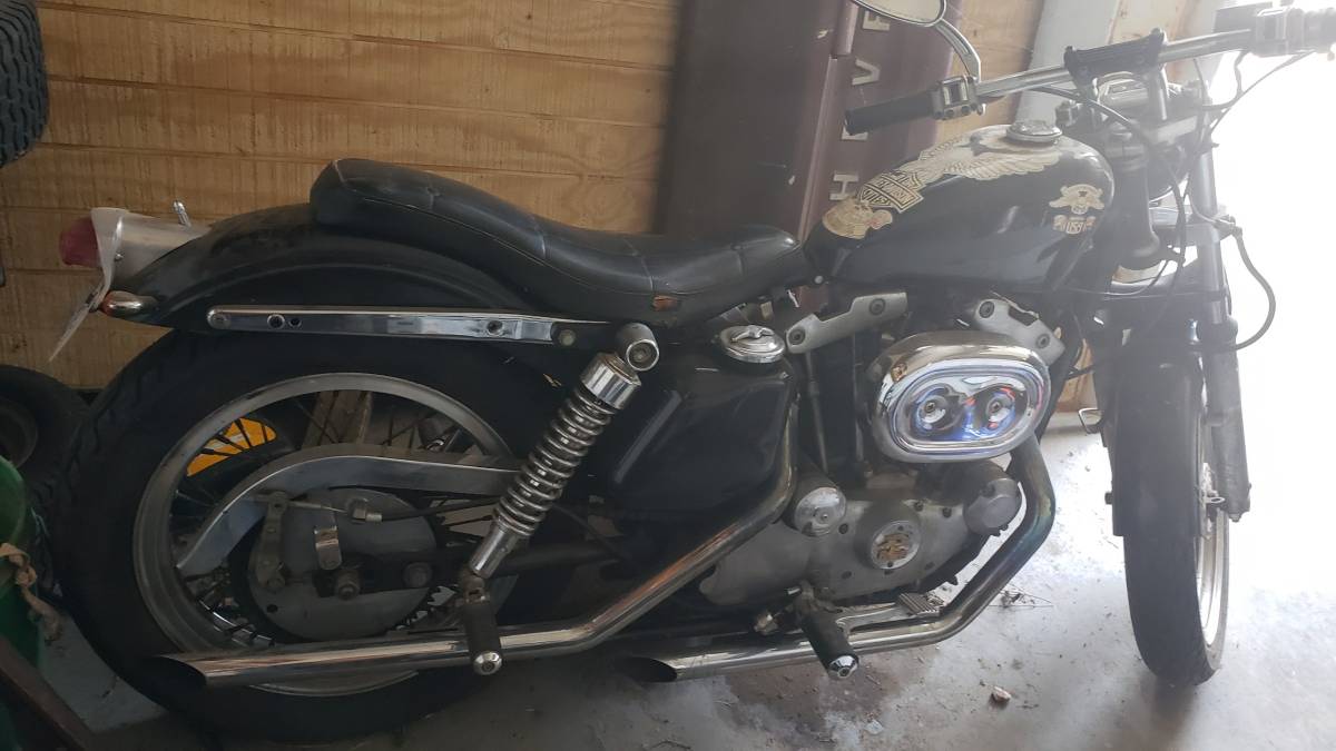 Harley-davidson-1976-black-1