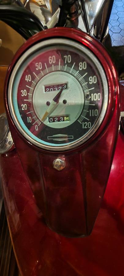 Harley-davidson-1982-red-3