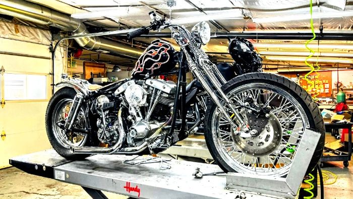 Harley-davidson-Flh-electra-glide-1972