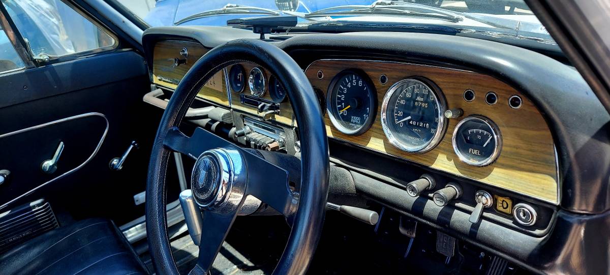 Hino-contessa-1967-white-2